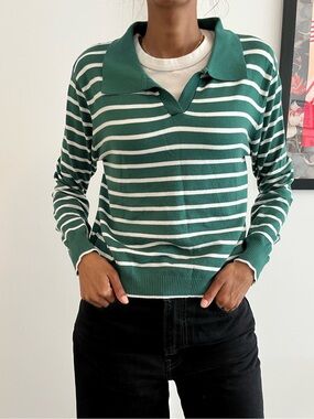 Green and white stripe soft collar sweater M